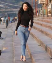 High-Class Escort Services JLT Dubai 0524076003 Amal – Near Lake Almas East