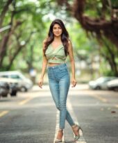 Exclusive Companions JLT Dubai 0524607760 Zara – Personalized Service Near Cluster VVVV